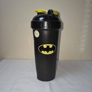 Perfect Shaker Brand "Batman" Shaker Cup-BPA Free-28 Oz.-Mixer Wire-DC-EUC